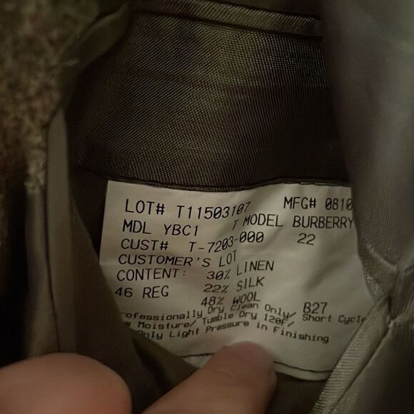 Burberry Men’s Wool Blend Plaid Blazer - Picture 4 of 8